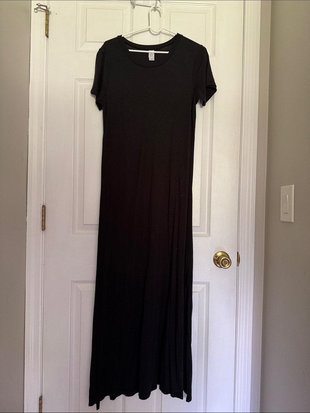 Alternative Black Short-Sleeve Maxi Dress